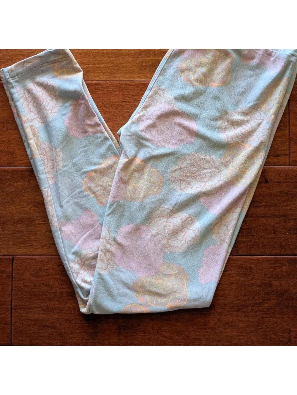 LuLaRoe Women's Multi and Blue Legging - Picture 3 of 4